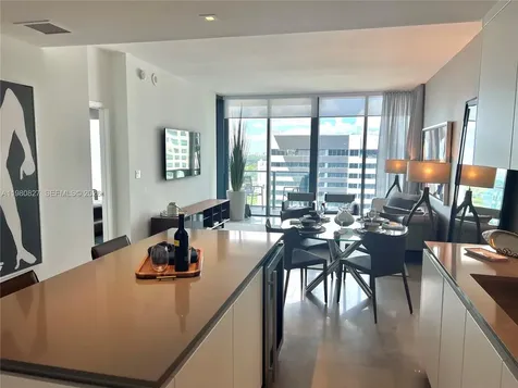 88 SW 7th Street Miami FL 33130
