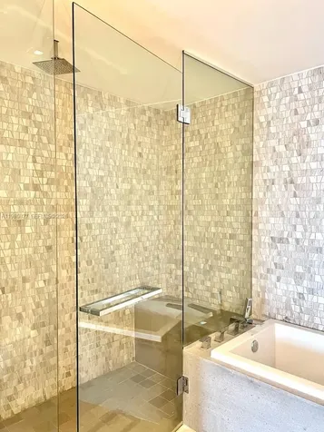 88 SW 7th Street Miami FL 33130
