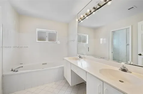 10252 NW 52nd Terrace Doral FL 33178