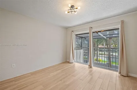 10252 NW 52nd Terrace Doral FL 33178