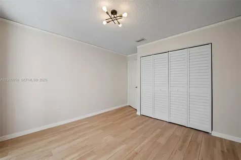 10252 NW 52nd Terrace Doral FL 33178