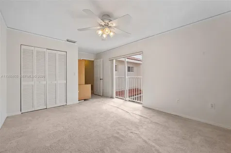 10252 NW 52nd Terrace Doral FL 33178
