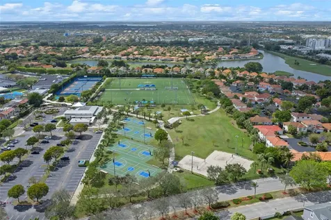 10252 NW 52nd Terrace Doral FL 33178