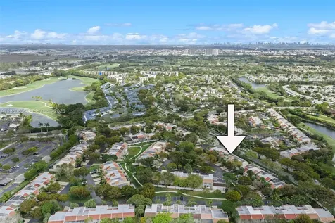 10252 NW 52nd Terrace Doral FL 33178