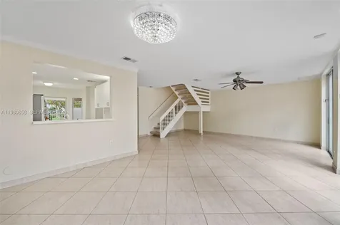10252 NW 52nd Terrace Doral FL 33178