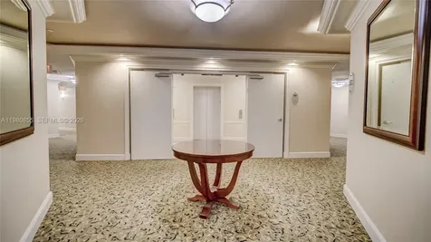 20000 E Country Club Drive Aventura FL 33180
