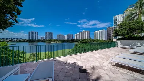 20000 E Country Club Drive Aventura FL 33180