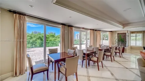 20000 E Country Club Drive Aventura FL 33180