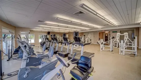20000 E Country Club Drive Aventura FL 33180
