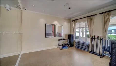 20000 E Country Club Drive Aventura FL 33180