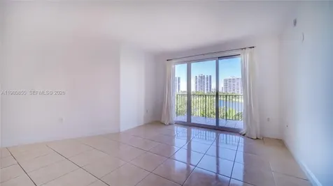 20000 E Country Club Drive Aventura FL 33180
