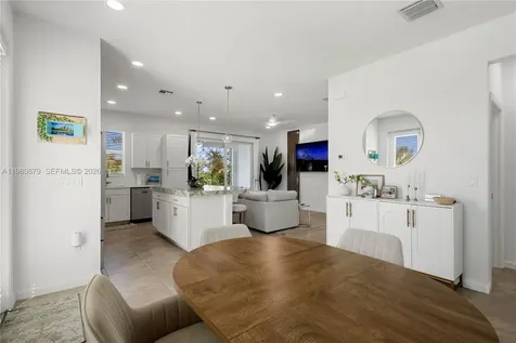 4820 N Longwood Lake Square Westlake FL 33470