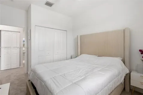 4820 N Longwood Lake Square Westlake FL 33470