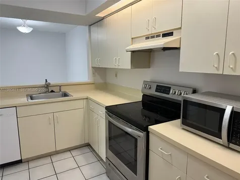 8560 SW 212th Street Cutler Bay FL 33189