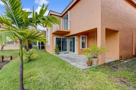 1550 N Trafalgar Circle Hollywood FL 33020