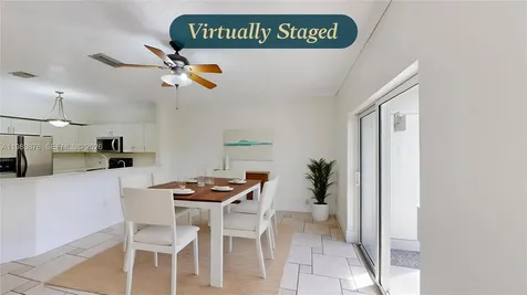 2221 SE 26th Lane Homestead FL 33035