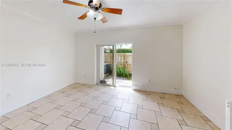 2221 SE 26th Lane Homestead FL 33035