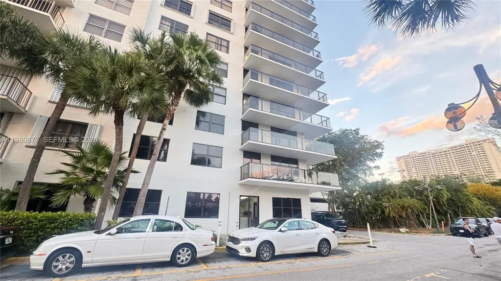18151 NE 31st Court Aventura FL 33160