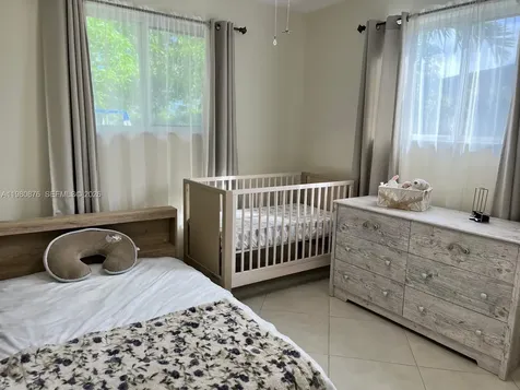 685 W 77th Street Hialeah FL 33014