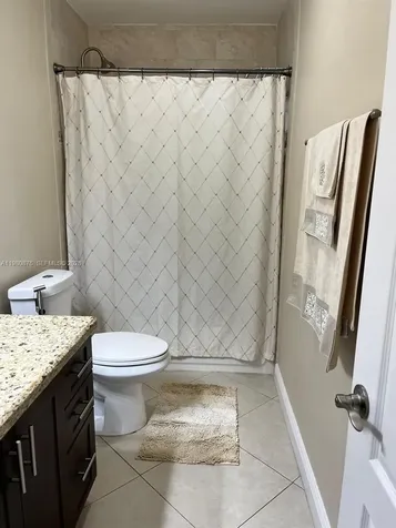 685 W 77th Street Hialeah FL 33014