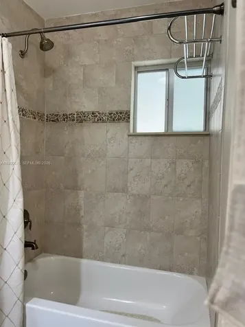 685 W 77th Street Hialeah FL 33014