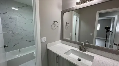4101 NW 30th Terrace Lauderdale Lakes FL 33309