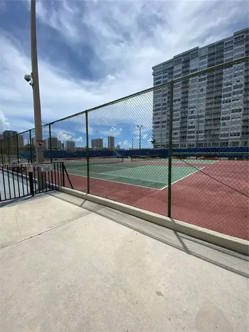 2780 NE 183rd Street Aventura FL 33160