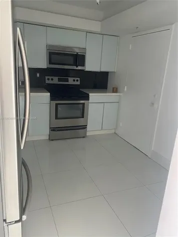 2780 NE 183rd Street Aventura FL 33160