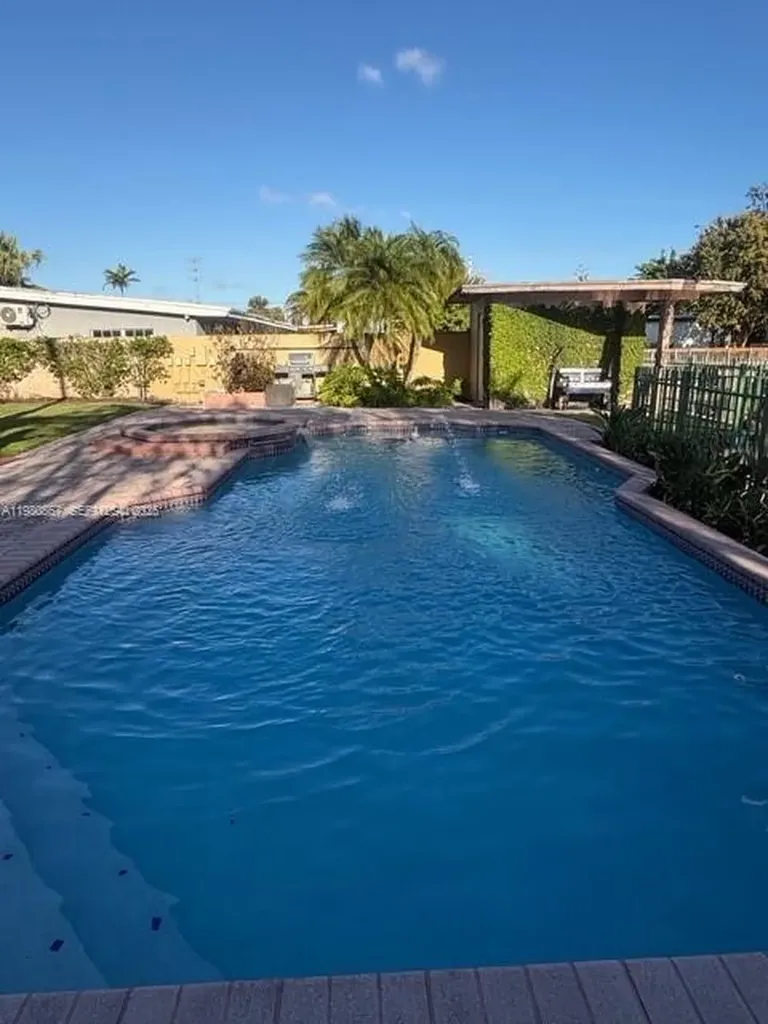 10720 SW 43rd Lane Miami FL 33165