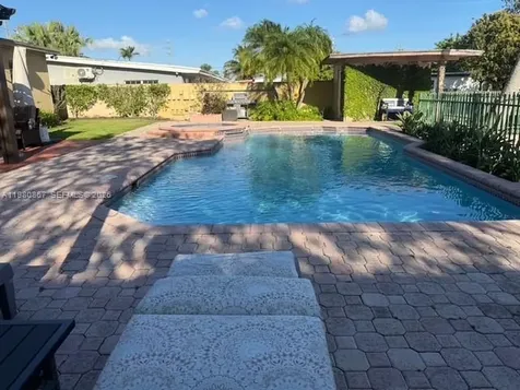 10720 SW 43rd Lane Miami FL 33165