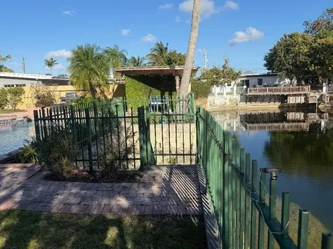 10720 SW 43rd Lane Miami FL 33165