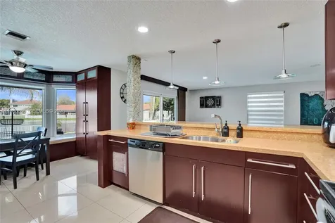 13901 Appalachian Trail Davie FL 33325