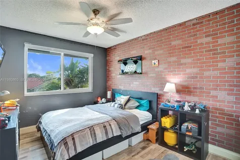 13901 Appalachian Trail Davie FL 33325