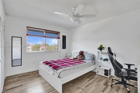 13901 Appalachian Trail Davie FL 33325