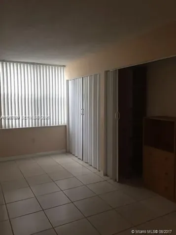 17890 W Dixie Highway North Miami Beach FL 33160