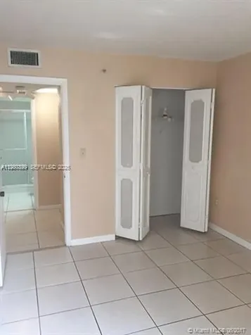 17890 W Dixie Highway North Miami Beach FL 33160