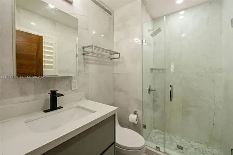 865 W 47th Street Miami Beach FL 33140