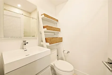 865 W 47th Street Miami Beach FL 33140
