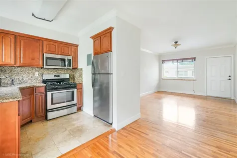 35 Antilla Avenue Coral Gables FL 33134