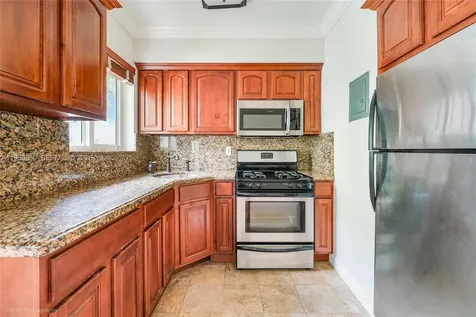 35 Antilla Avenue Coral Gables FL 33134