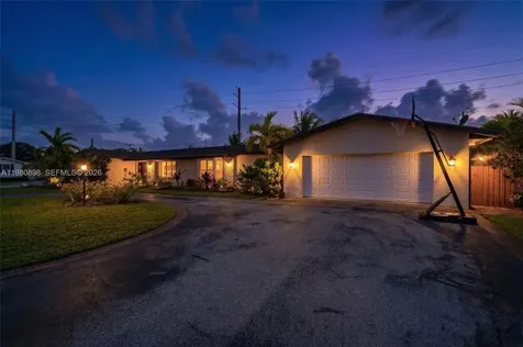 8700 SW 83rd Court Miami FL 33143