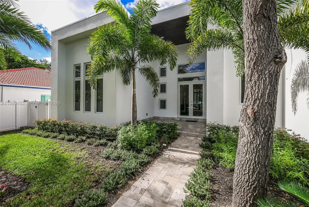 11780 NE 8th Avenue Biscayne Park FL 33161