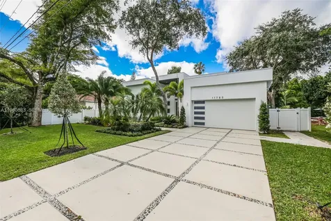 11780 NE 8th Avenue Biscayne Park FL 33161