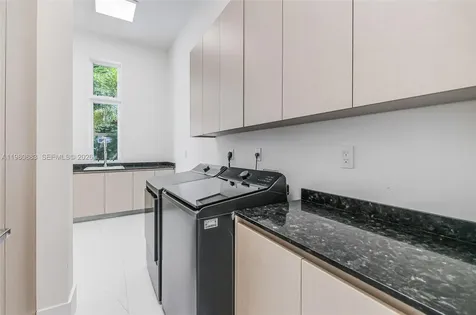 11780 NE 8th Avenue Biscayne Park FL 33161