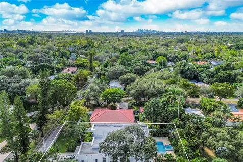 11780 NE 8th Avenue Biscayne Park FL 33161
