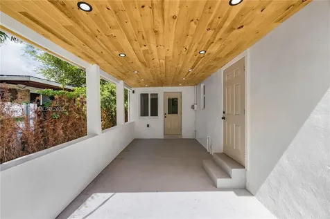 5410 SW 2nd Miami FL 33134