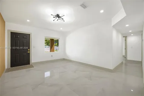 5410 SW 2nd Miami FL 33134