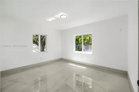 5410 SW 2nd Miami FL 33134