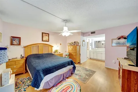 3940 Inverrary Boulevard Lauderhill FL 33319