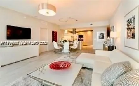 17111 Biscayne Boulevard North Miami Beach FL 33160